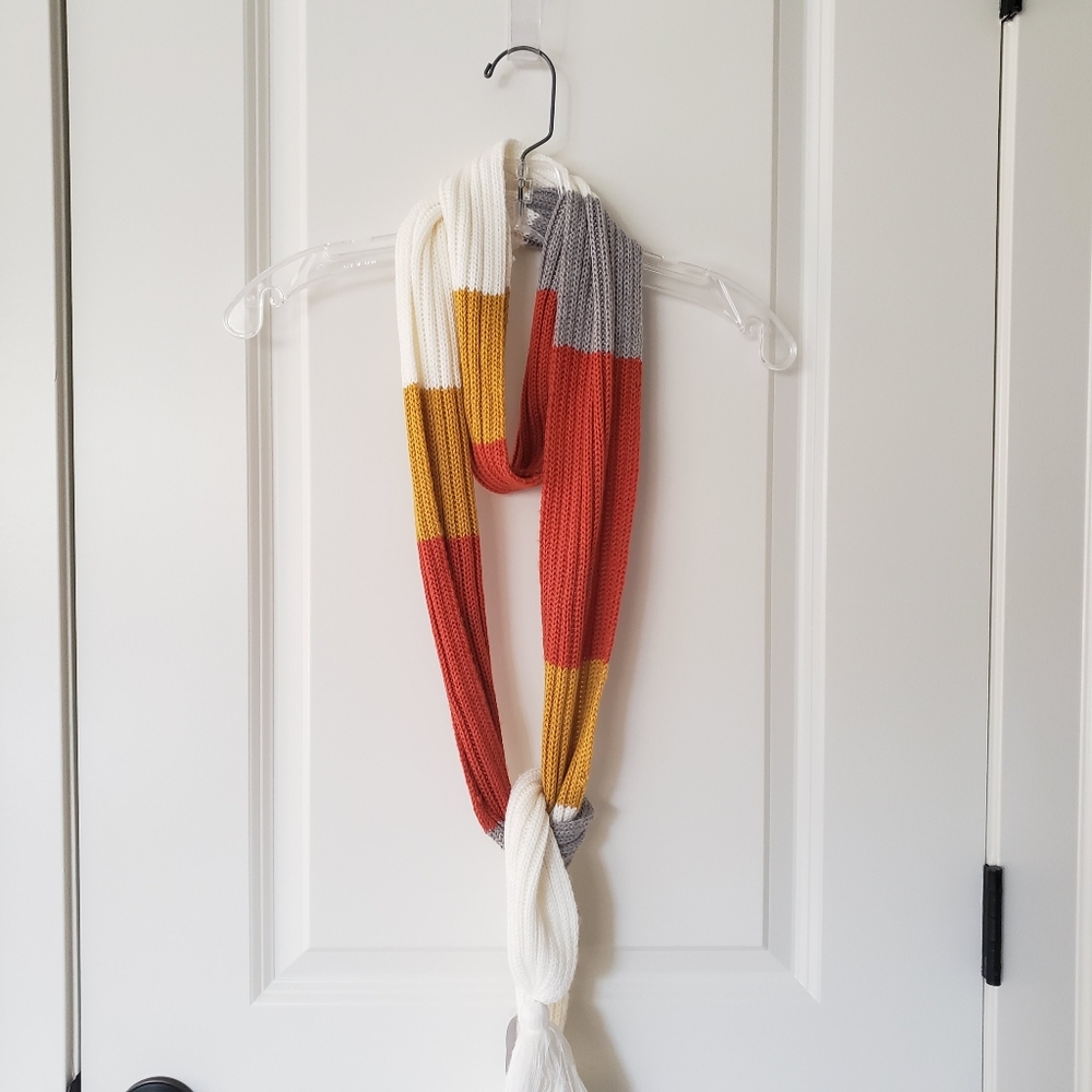 NWOT Charter Club scarf